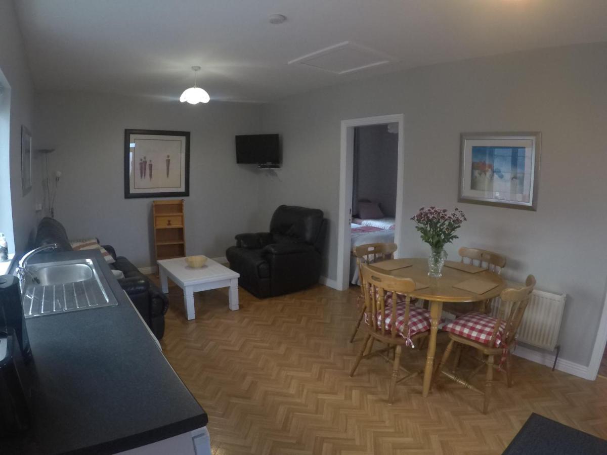 Ocean Breeze Apartment Лехинч Экстерьер фото